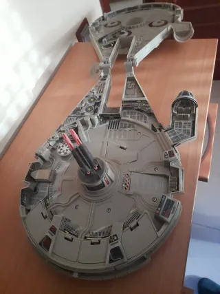 Halcón Milenario Star Wars Lucasfilm LTD