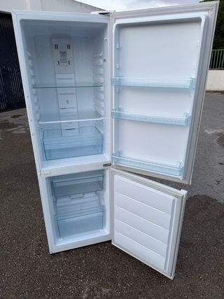 Frigorífico Combi Daewoo No Frost A+