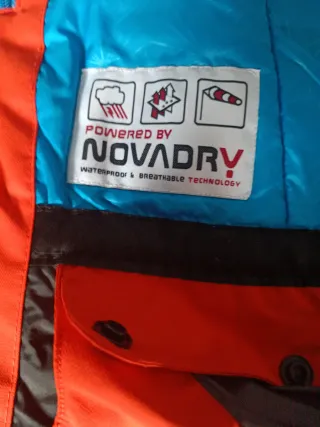 Chaqueta esquí niño Wed'ze roja y negra