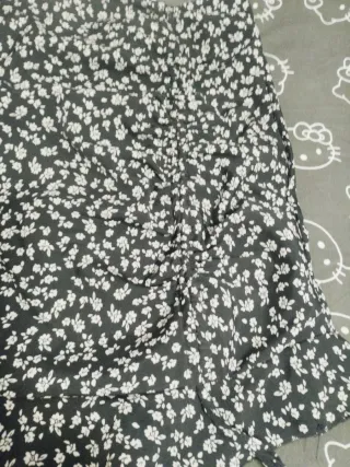 Falda corta estampada floral