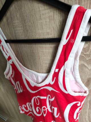 Bodi Coca-Cola Bershka