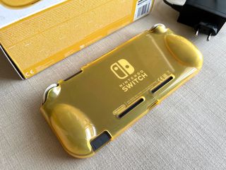 Nintendo Switch Lite + Accesorios
