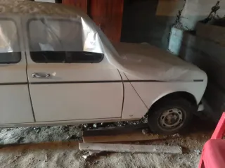Renault 4 E-TECH 1982