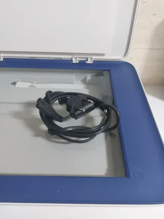 Impresora HP Deskjet 2721e