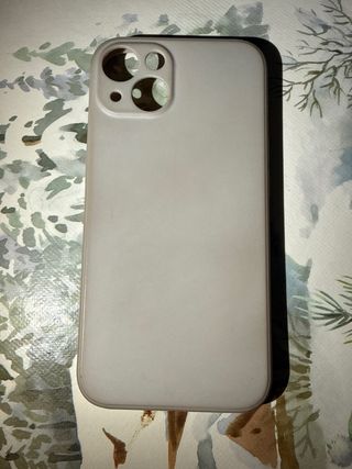 fundas a 1€ y 2€ para el iPhone 13/14