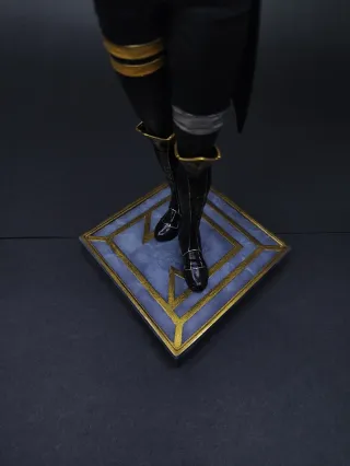 Figura Maelle Expedición 33  1/8  22cm