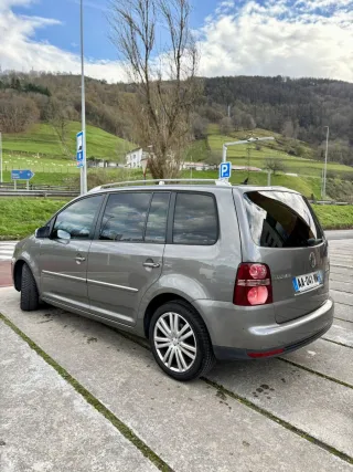 Volkswagen Touran 2009