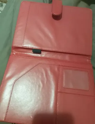 Porta documentos rojo