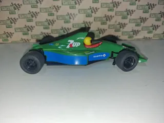 Coche Scalextric 7UP