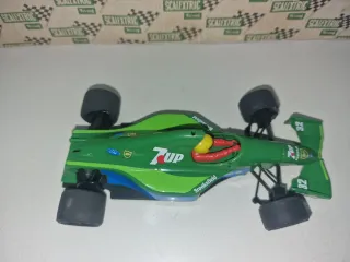 Coche Scalextric 7UP