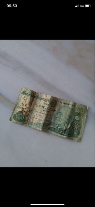 Notas antigas 100 e 20 escudos Portugal