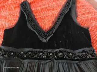 Top de fiesta negro terciopelo y tul