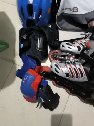 Patines en línea talla 29-32 + equipo