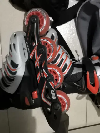 Patines en línea talla 29-32 + equipo