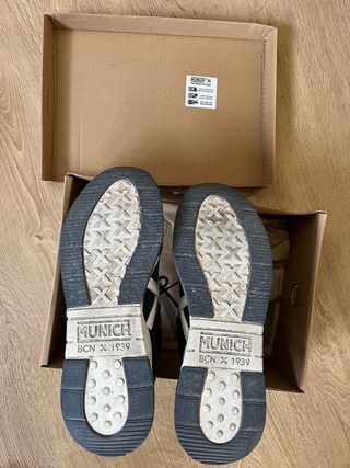 Zapatillas Munich Talla 43