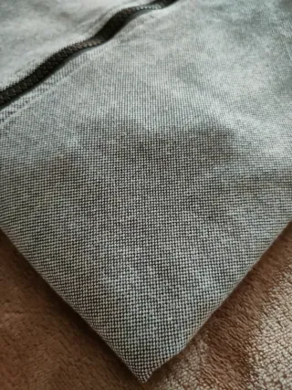 Camisa gris con cremallera Talla M. Libdberg