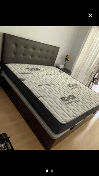 Canapé de madera y polipiel