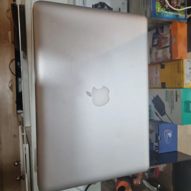 MacBook Pro Late 2011 i7 8GB RAM