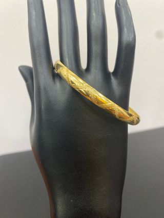 Aro rígido oro 18k labrado
