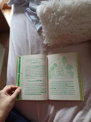 ¡Risas en la pasarela! (Daniela DivertiGuay 3)