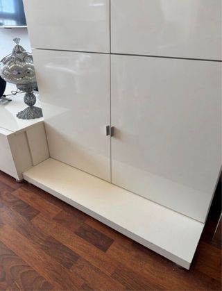 Mueble TV blanco lacado Kibuc