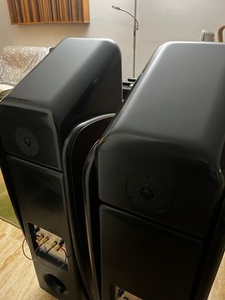 Altavoces Revel Studio Negros