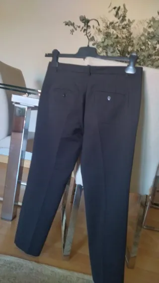 Pantalón Zara Negro.
