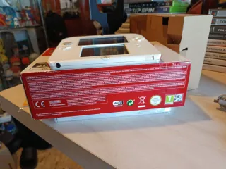 Nintendo 2DS Blanca Completa