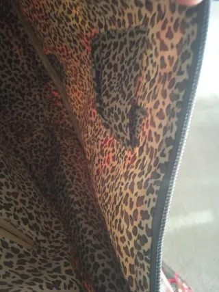 Bolso bandolera plastificado floral, rojo, gris...