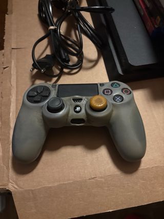 Playstation 4 Slim Nera