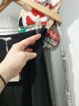 Falda Uterqüe Talla XS Negra