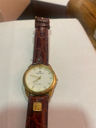 Reloj Pertegaz Dorado Correa Piel chapado en oro
