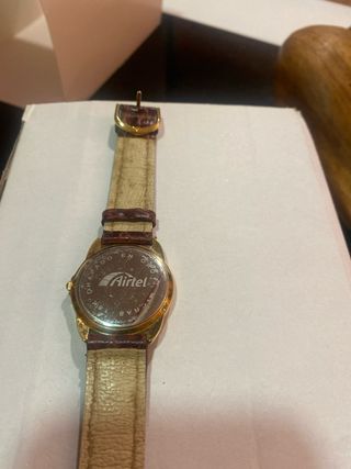 Reloj Pertegaz Dorado Correa Piel chapado en oro