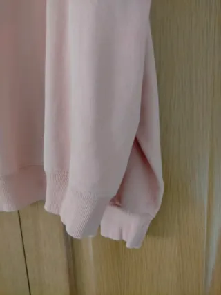 Sudadera color salmón . pull&Bear