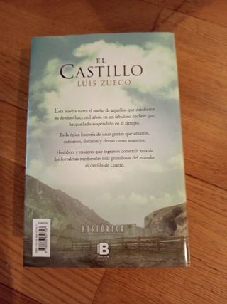 El Castillo / The Castle (Spanish Edition)