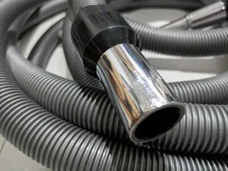 Tubo y accesorios para aspirador centralizado