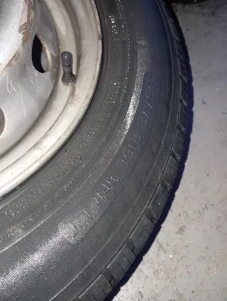 Llantas Nissan Trade