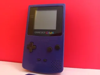 Nintendo Game Boy Color Morado
