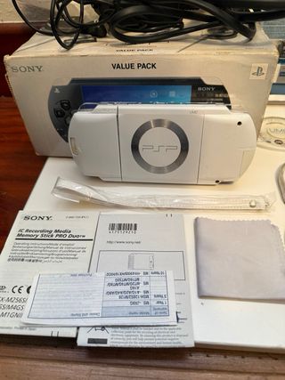 Lote PSP Sony Caja y Accesorios