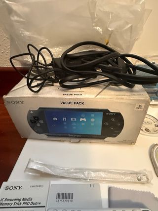 Lote PSP Sony Caja y Accesorios