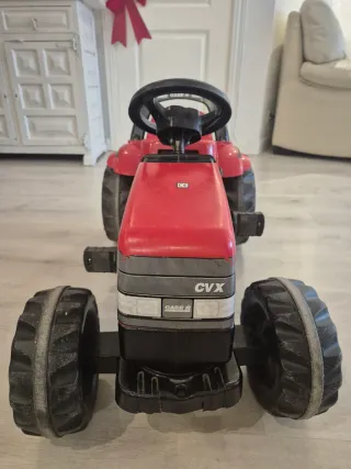 Tractor a pedales Case CVX1170