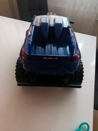Coche RC Contest Azul. Muy buen estado.