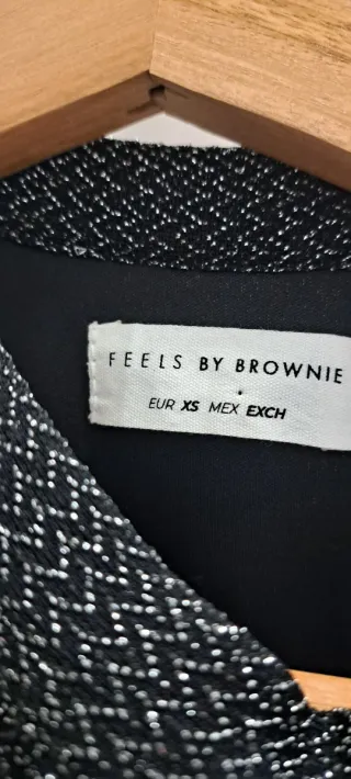 Vestido Brownie Negro y Plateado sin usar