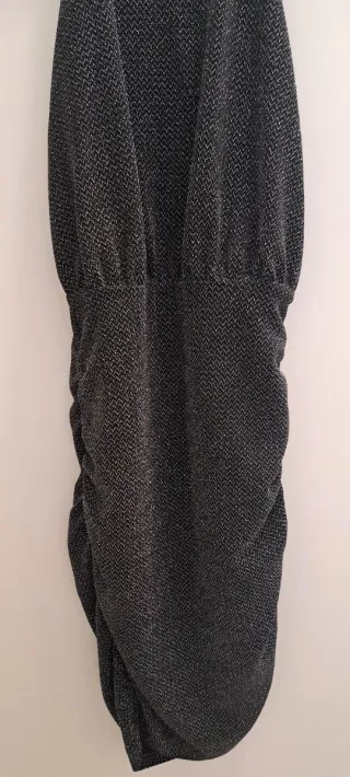 Vestido Brownie Negro y Plateado sin usar