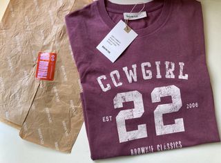 Camiseta Brownie completamente nueva