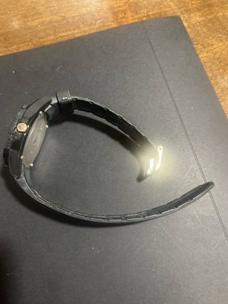 Reloj Q&Q Citizen Negro y Rojo