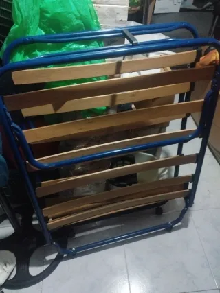 Estructura Cama Plegable Metálica y Madera