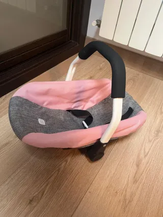 Silla de paseo para muñecas con bolso y portabebes