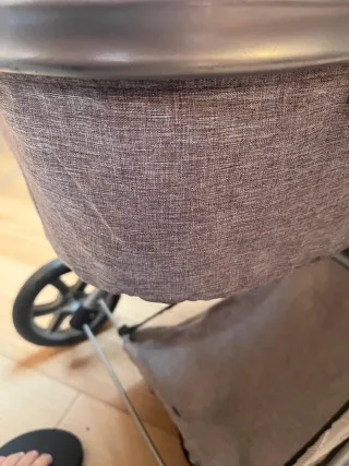 Silla de paseo para muñecas con bolso y portabebes