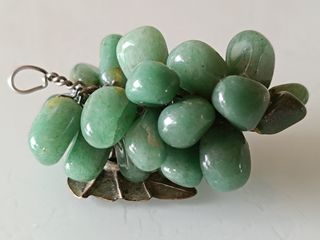 Magnífico colgante antiguo de jade.